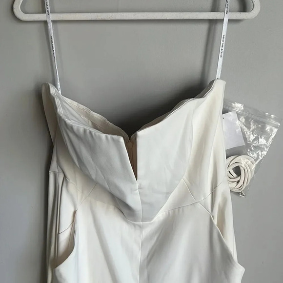 NEW Dessy Collection STRAPLESS NOTCH CREPE JUMPSUIT WITH POCKETS IN IVORY - Picture 5 of 10